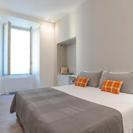 Del Vescovo - By Myhomeincomo Apartment Como