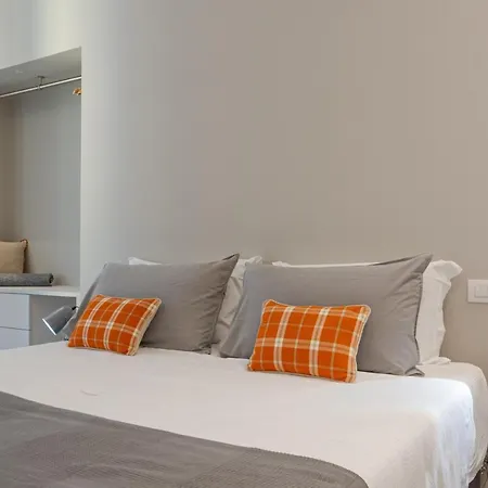 Apartment Del Vescovo - By Myhomeincomo